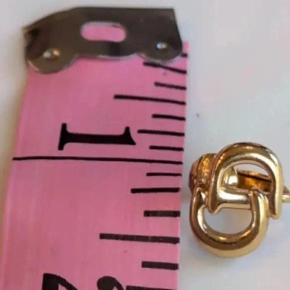 Diore Earrings - Picture 6 of 6